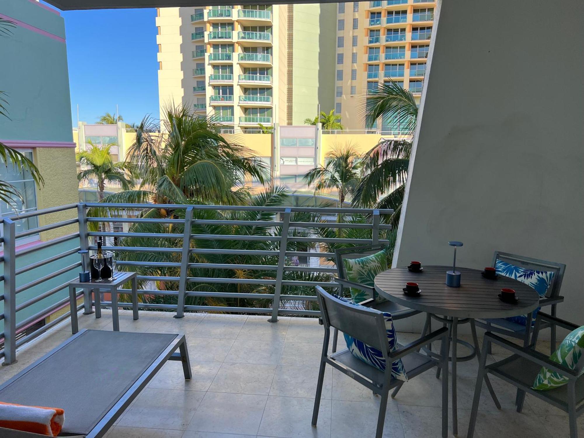 Boutique Suites 3 Min Walk To Beach Miami Beach Bagian luar foto