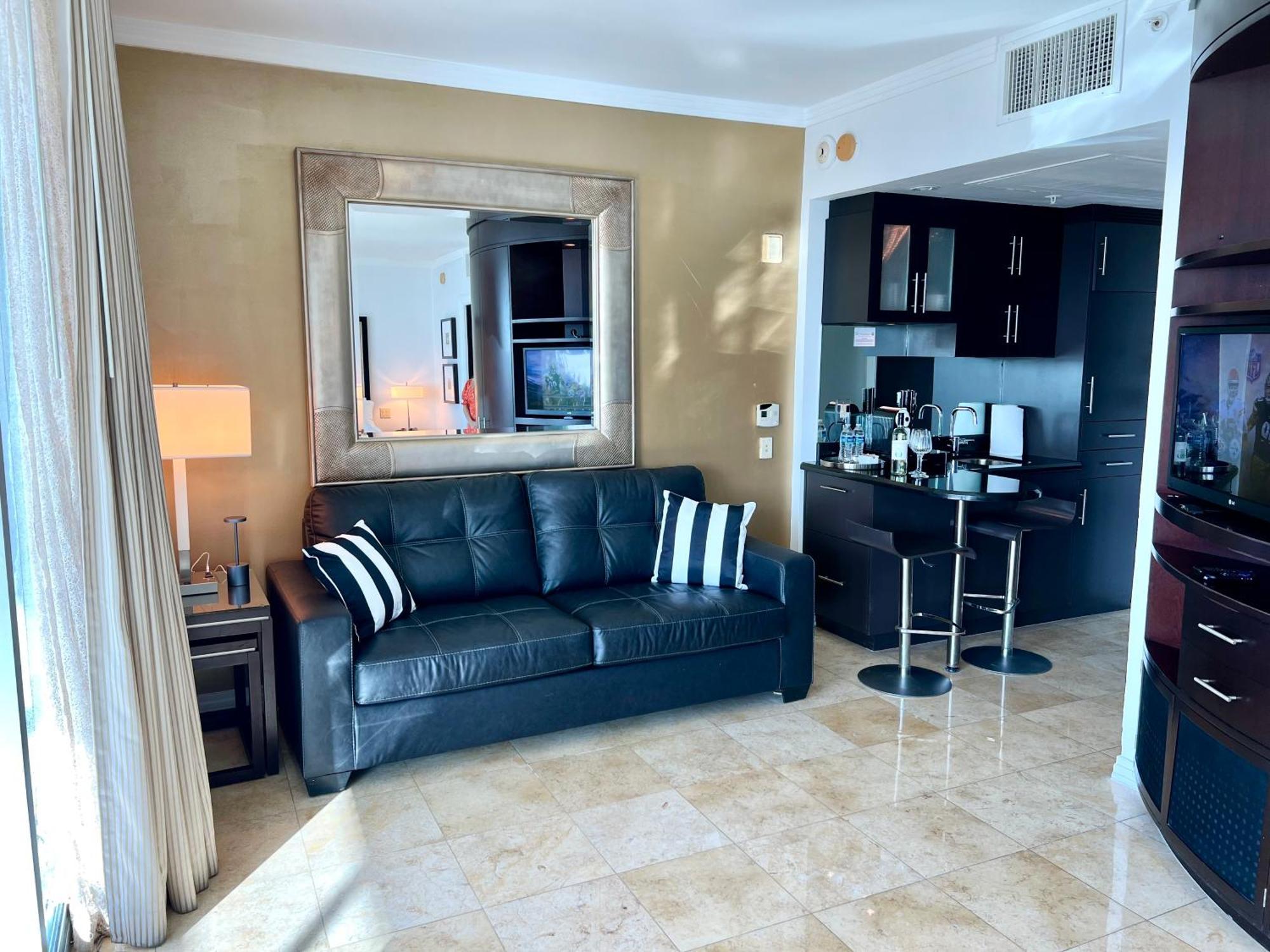 Boutique Suites 3 Min Walk To Beach Miami Beach Bagian luar foto