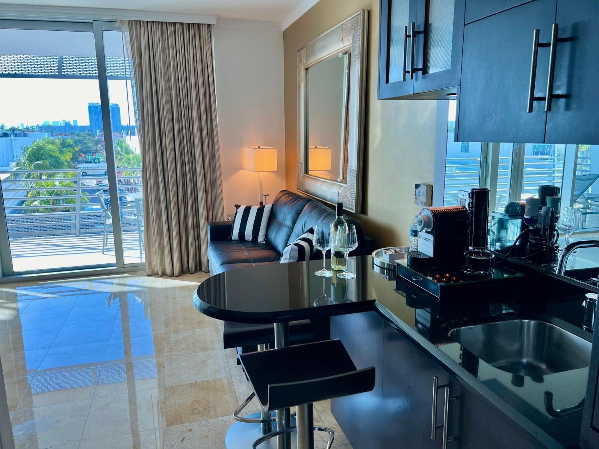 Boutique Suites 3 Min Walk To Beach Miami Beach Bagian luar foto