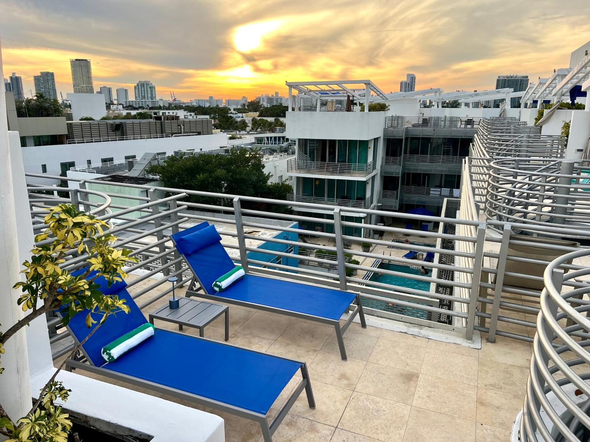Boutique Suites 3 Min Walk To Beach Miami Beach Bagian luar foto